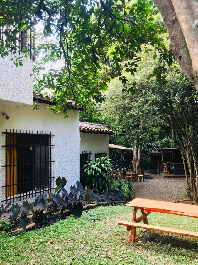 Bambu Glamping Ecolodge Medellín Exteriör bild